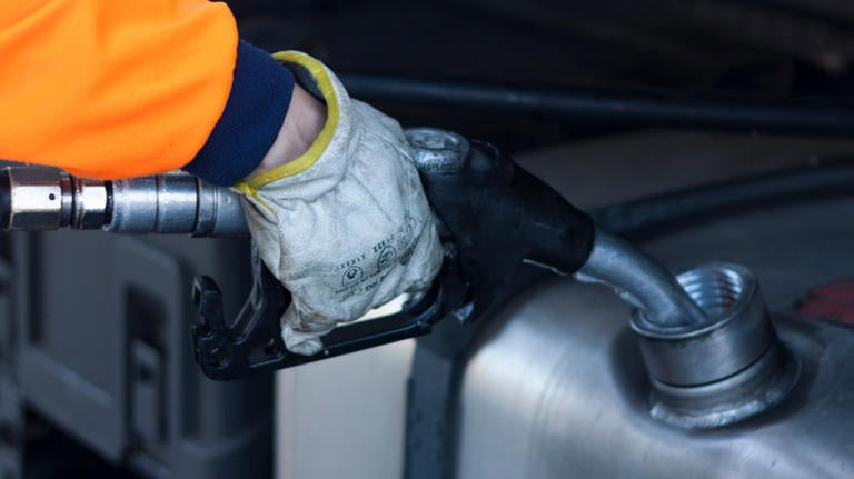 Fuel-Saving Tips for Truck Drivers and Owners